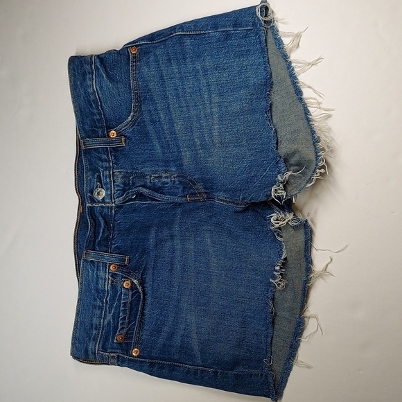 Levi's 501 Button Fly Jeans Shorts Frayed Size 28 - Picture 1 of 5